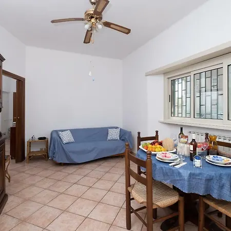 Apartment Family Rome